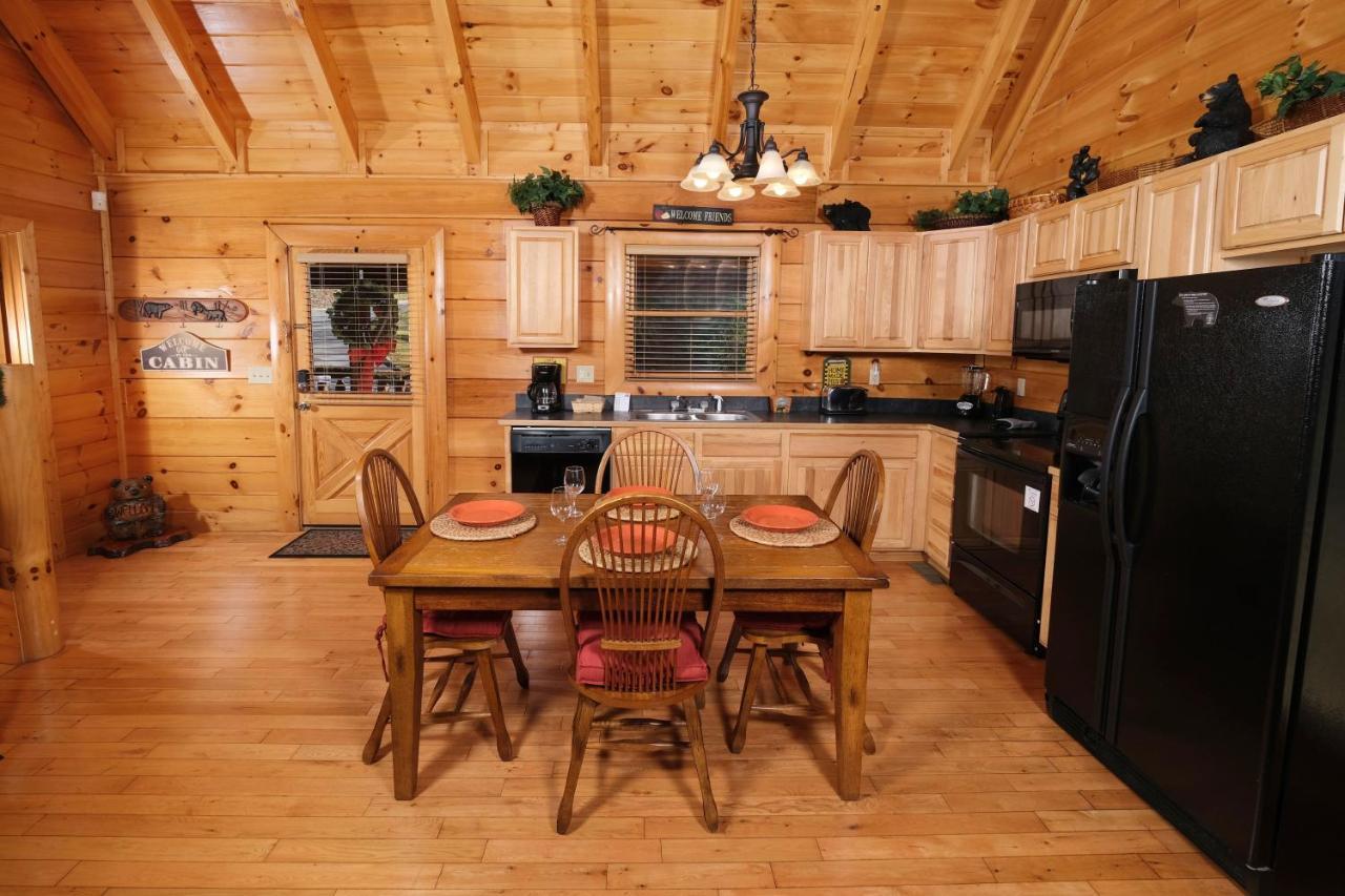 A Bear Creek Crib Villa Pigeon Forge Dış mekan fotoğraf